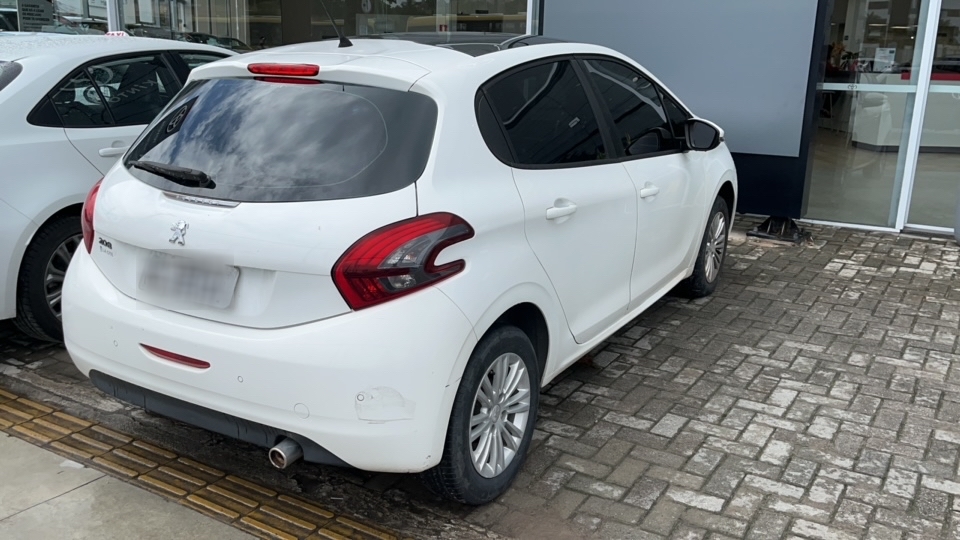PEUGEOT 208 1.6 ALLURE 16V FLEX 4P AUTOMATICO