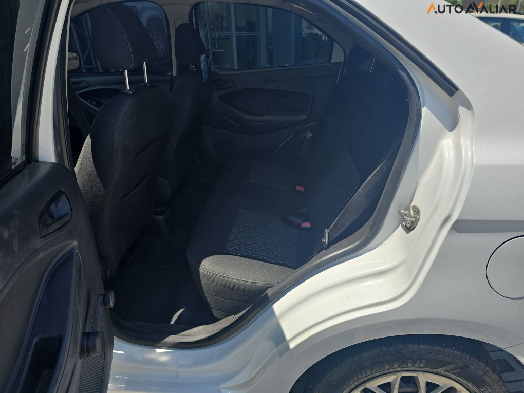 FORD KA+ 1.5 SE 16V FLEX 4P MANUAL