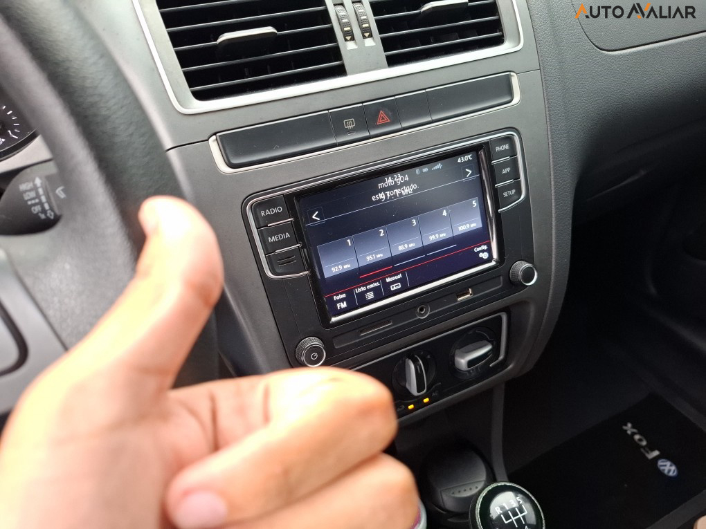 VOLKSWAGEN FOX 1.6 MSI TOTAL FLEX CONNECT 4P MANUAL