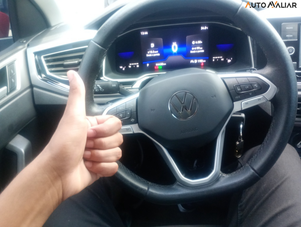 VOLKSWAGEN NIVUS 1.0 200 TSI TOTAL FLEX COMFORTLINE AUTOMÁTICO