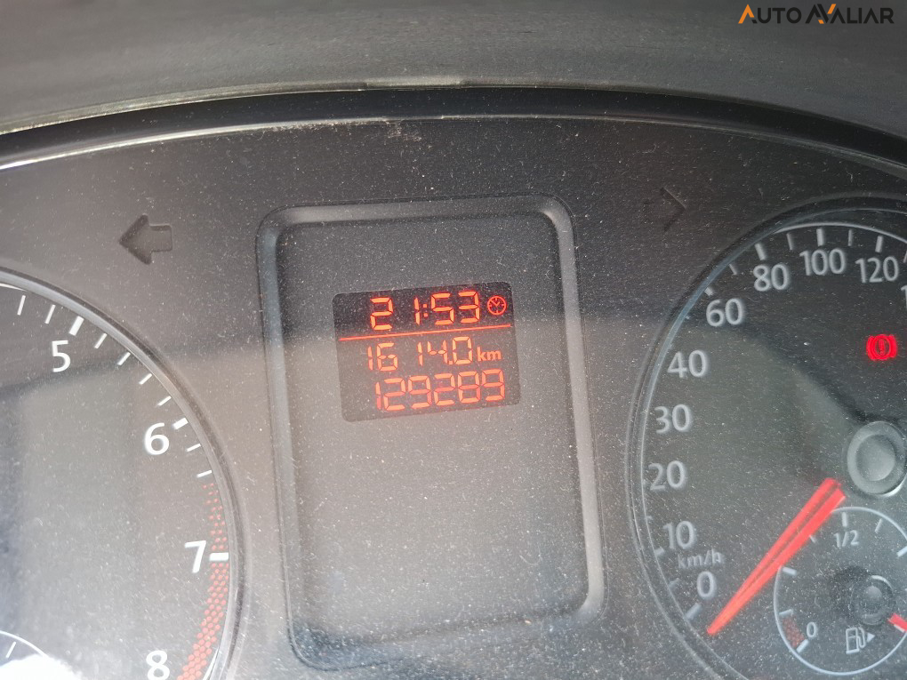 VOLKSWAGEN FOX 1.6 MI 8V FLEX 4P MANUAL
