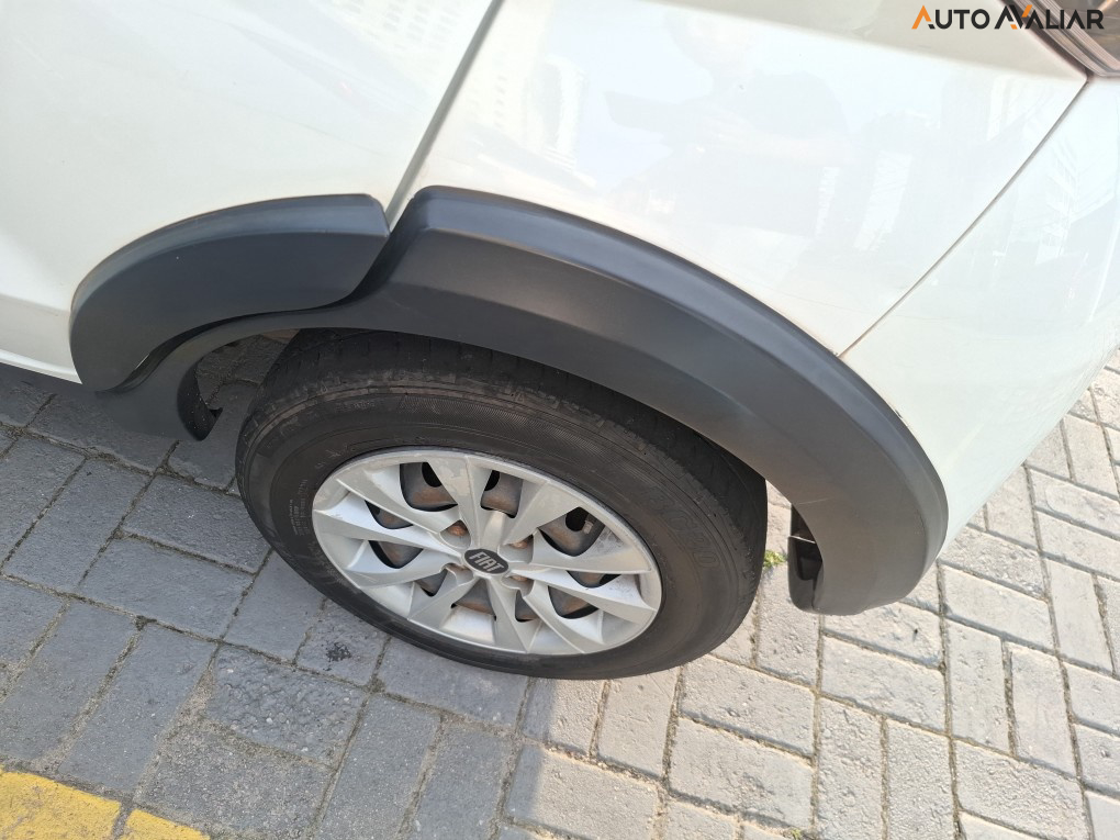 FIAT MOBI 1.0 EVO FLEX LIKE. MANUAL