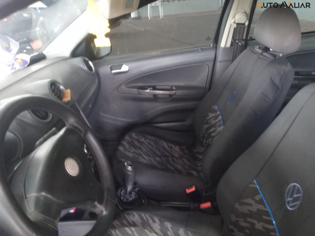 VOLKSWAGEN VOYAGE 1.0 MI 8V FLEX 4P MANUAL