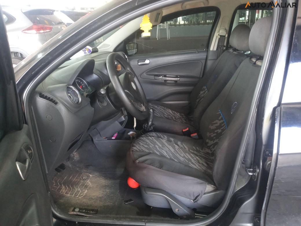 VOLKSWAGEN VOYAGE 1.0 MI 8V FLEX 4P MANUAL