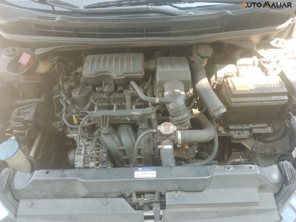HYUNDAI HB20S 1.0 COMFORT PLUS 12V FLEX 4P MANUAL
