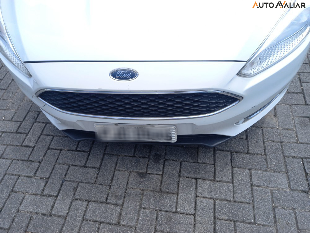 FORD FOCUS 2.0 SE FASTBACK 16V FLEX 4P POWERSHIFT
