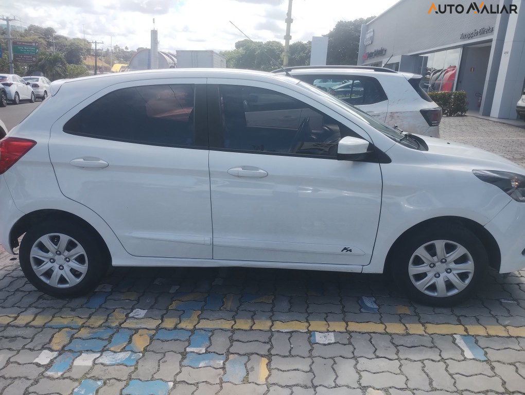 FORD KA 1.0 SE PLUS 12V FLEX 4P MANUAL