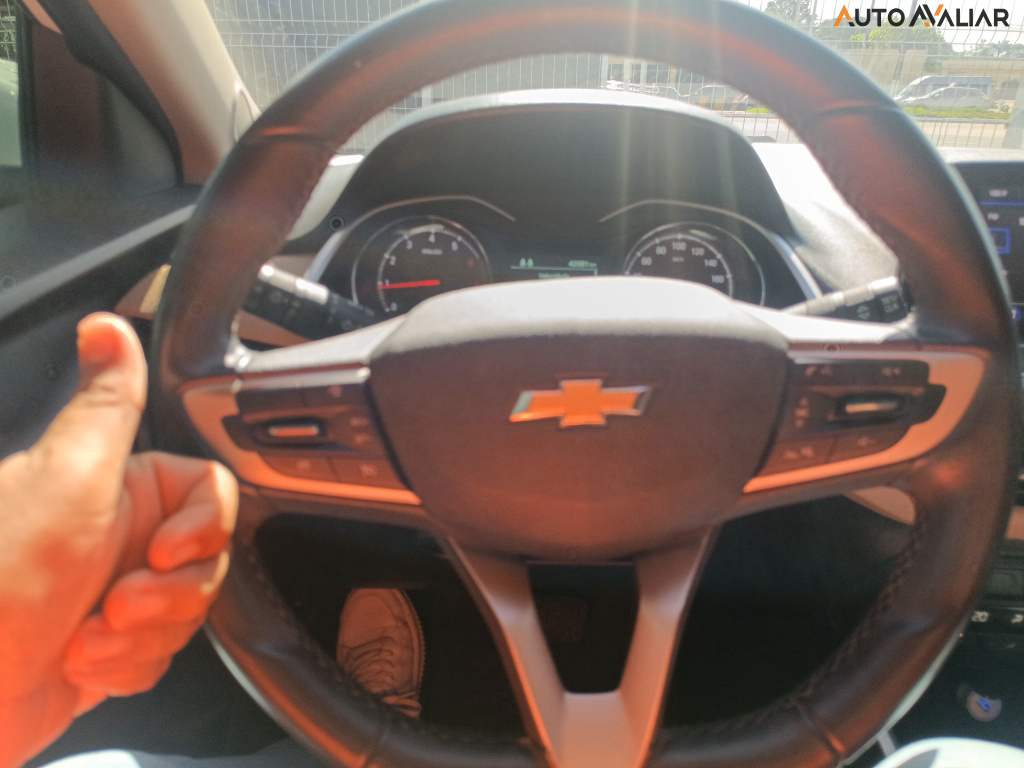 CHEVROLET ONIX 1.0 Turbo AT Premier 2