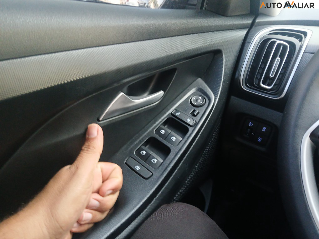 HYUNDAI CRETA 1.0 TGDI FLEX COMFORT AUTOM&Aacute;TICO