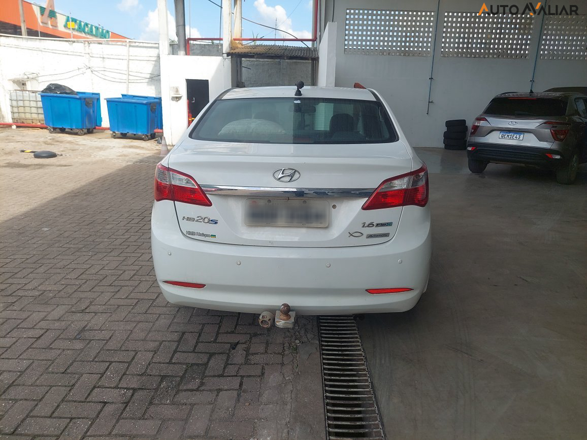 HYUNDAI HB20S 1.6 COMFORT PLUS 16V FLEX 4P AUTOMATICO