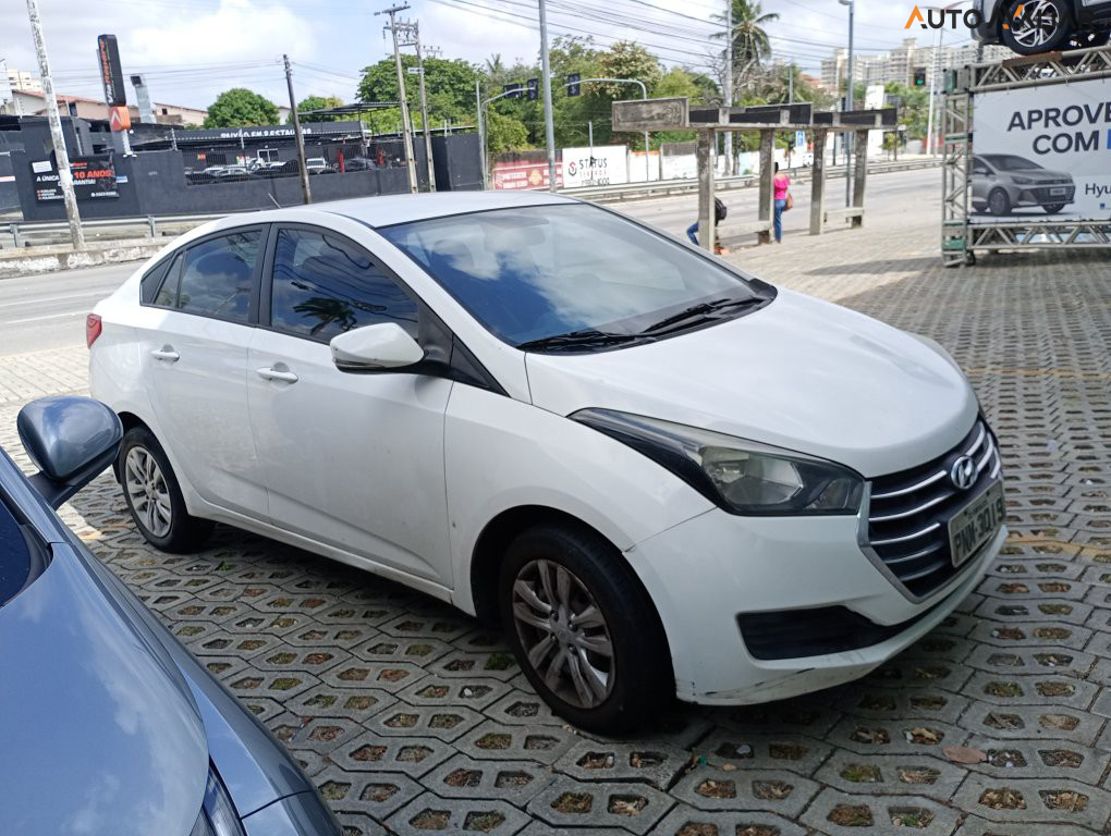 HYUNDAI HB20S 1.6 COMFORT PLUS 16V FLEX 4P AUTOMATICO