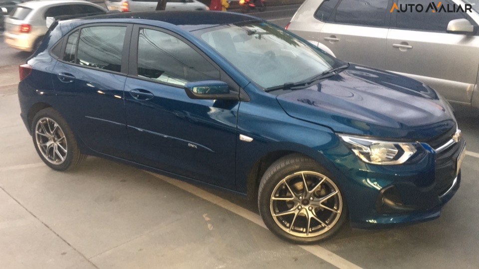 CHEVROLET ONIX 1.0 TURBO FLEX LT MANUAL