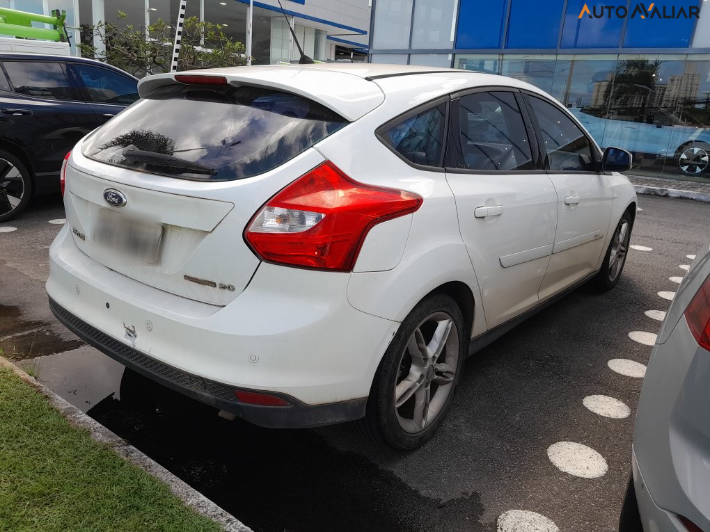 FORD FOCUS 2.0 SE 16V FLEX 4P POWERSHIFT