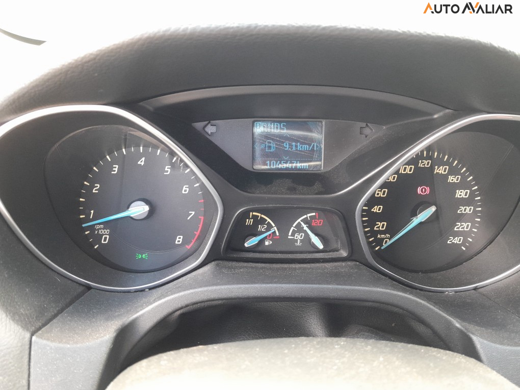 FORD FOCUS 2.0 SE 16V FLEX 4P POWERSHIFT