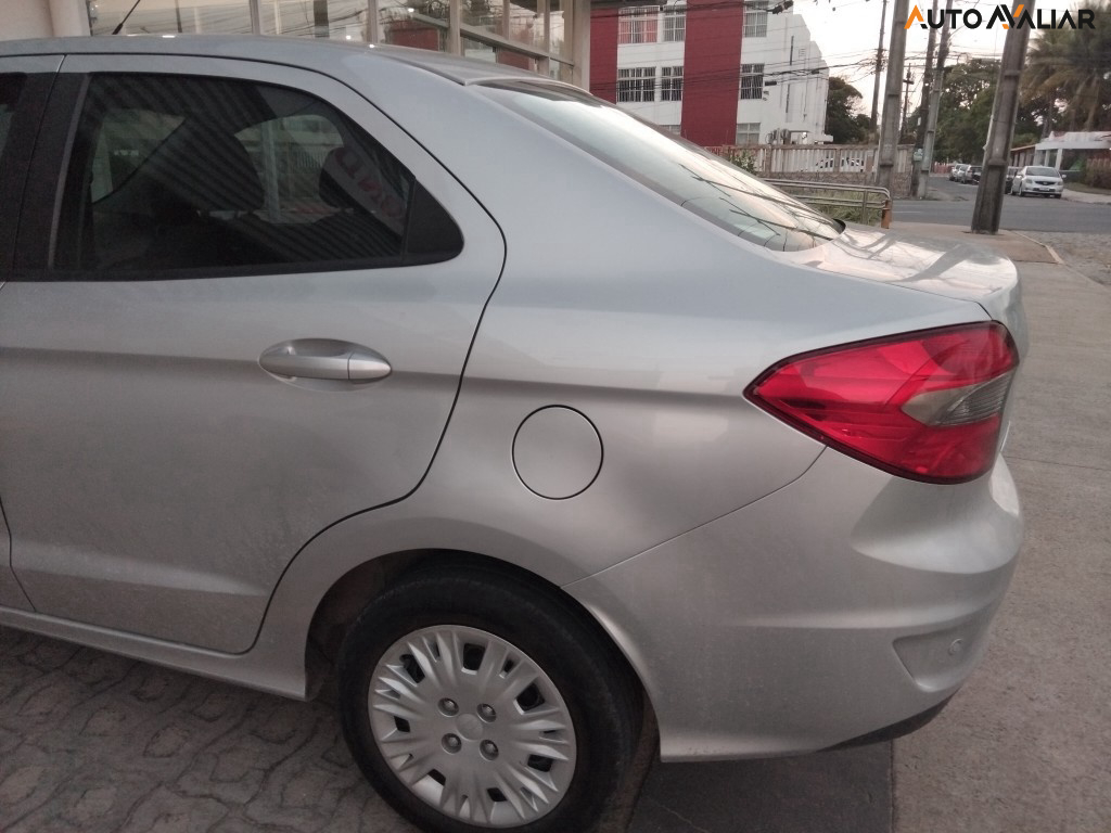 FORD KA 1.5 TI-VCT FLEX SE PLUS SEDAN AUTOMATICO