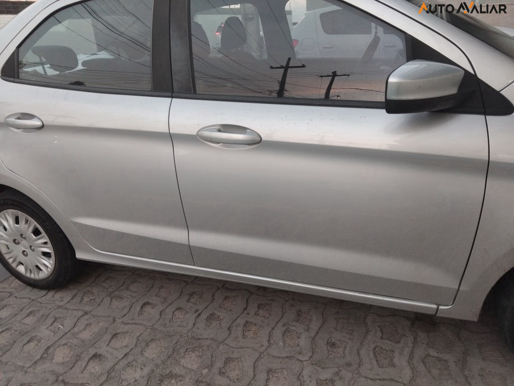 FORD KA 1.5 TI-VCT FLEX SE PLUS SEDAN AUTOMATICO