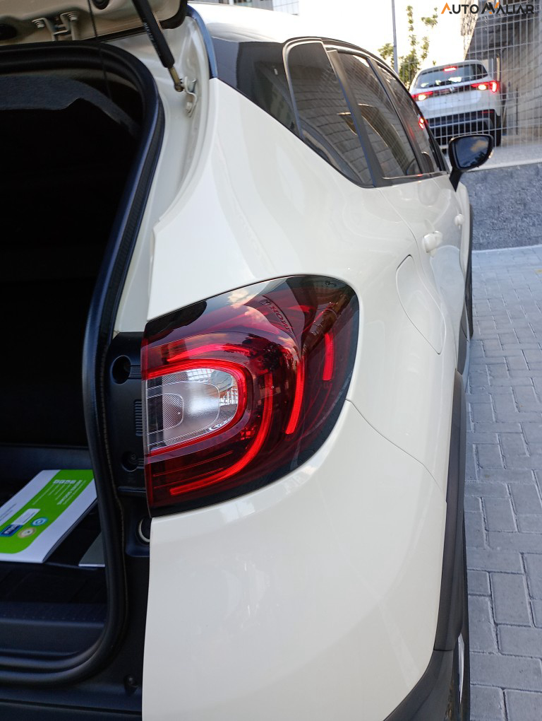 RENAULT CAPTUR 1.6 16V SCE FLEX LIFE X-TRONIC