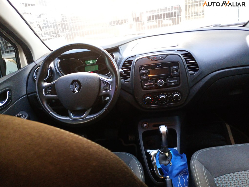 RENAULT CAPTUR 1.6 16V SCE FLEX LIFE X-TRONIC