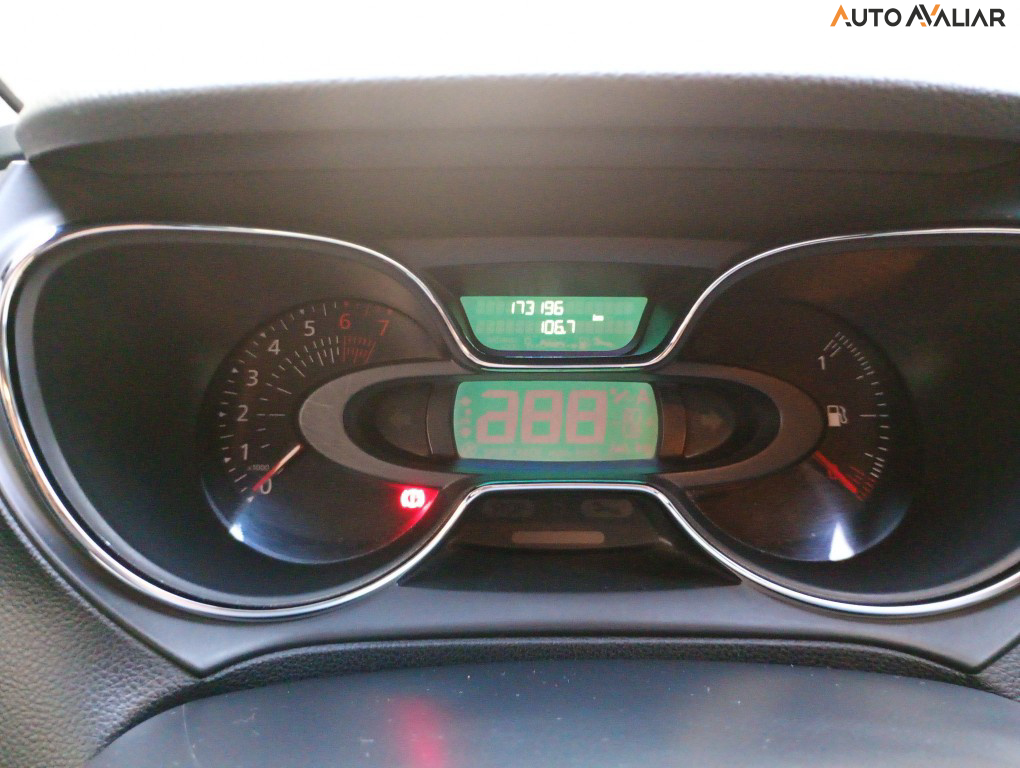 RENAULT CAPTUR 1.6 16V SCE FLEX LIFE X-TRONIC