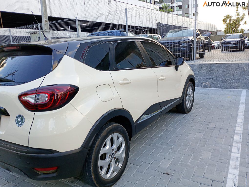 RENAULT CAPTUR 1.6 16V SCE FLEX LIFE X-TRONIC