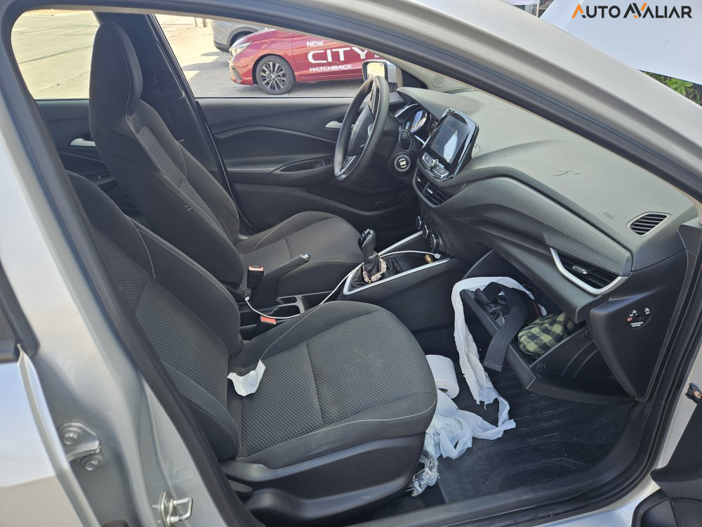 CHEVROLET ONIX 1.0 TURBO FLEX LT MANUAL