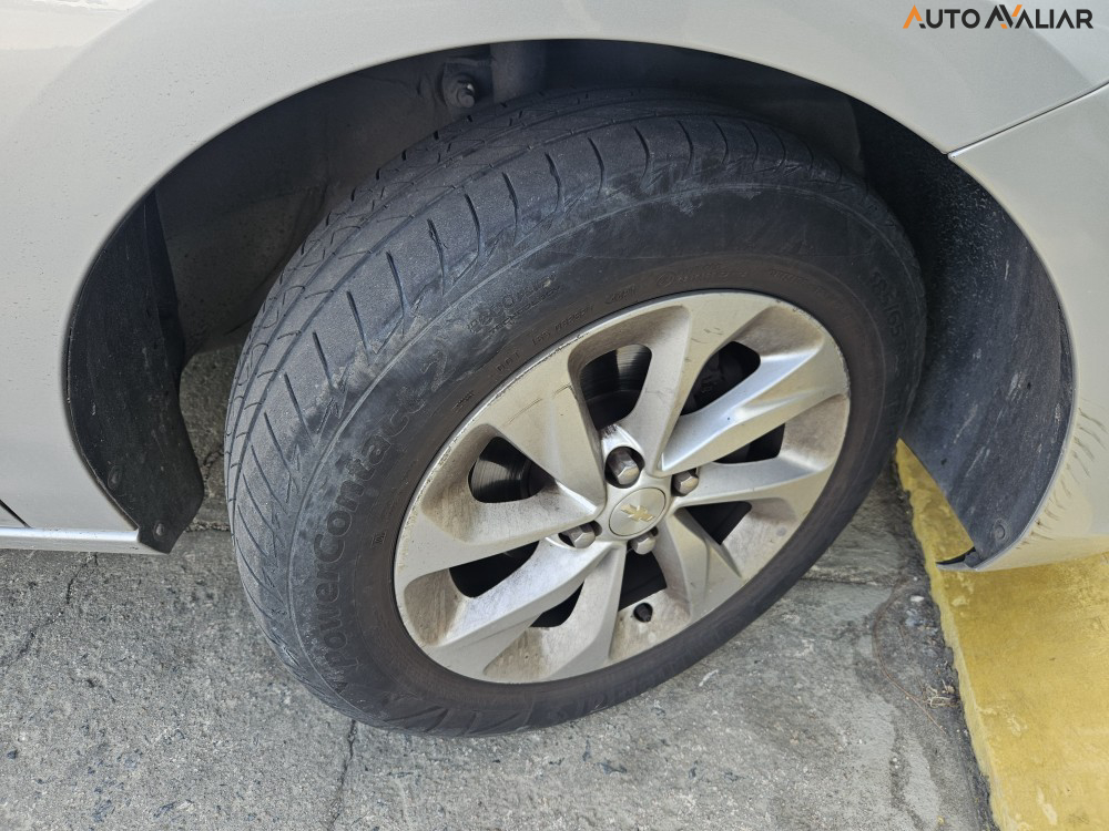 CHEVROLET ONIX 1.0 TURBO FLEX LT MANUAL