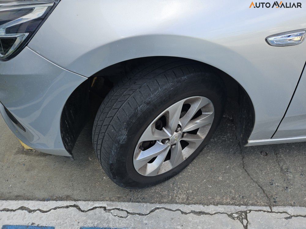 CHEVROLET ONIX 1.0 TURBO FLEX LT MANUAL