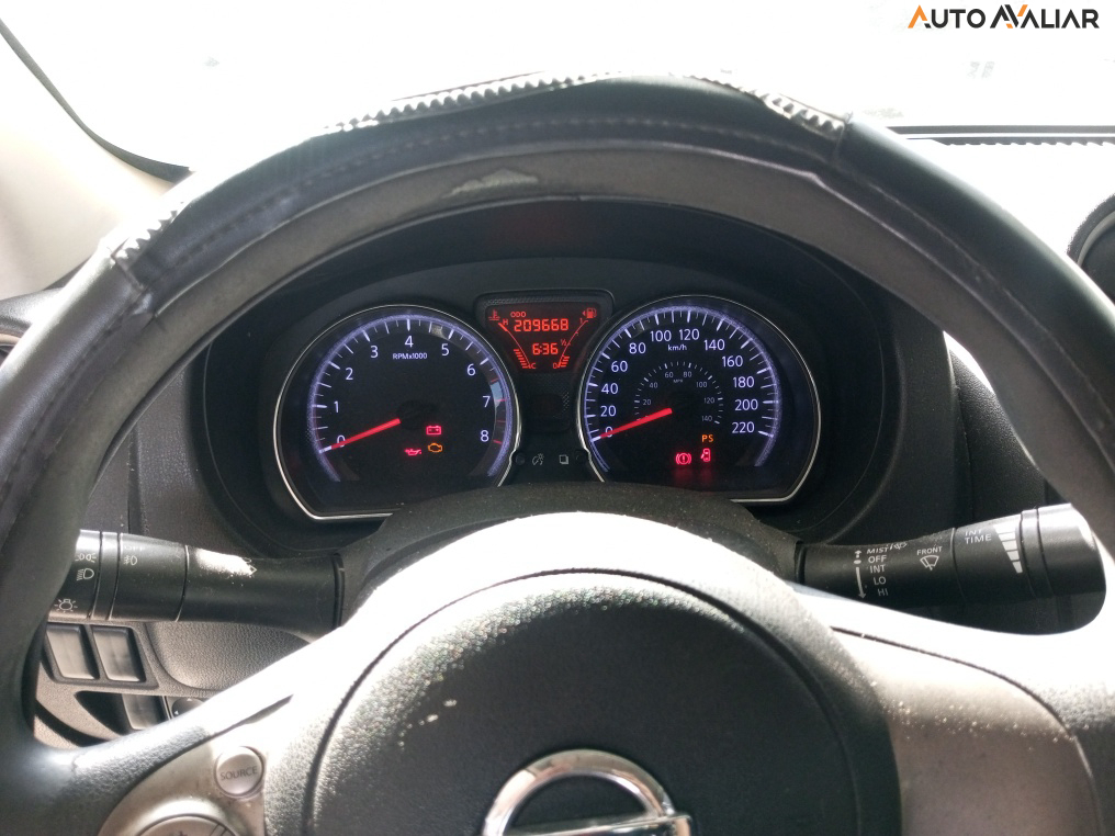 NISSAN VERSA 1.6 16V FLEX SL 4P MANUAL