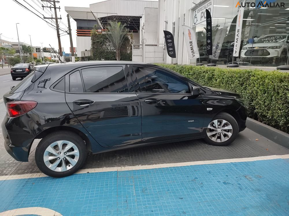 CHEVROLET ONIX 1.0 FLEX LT MANUAL
