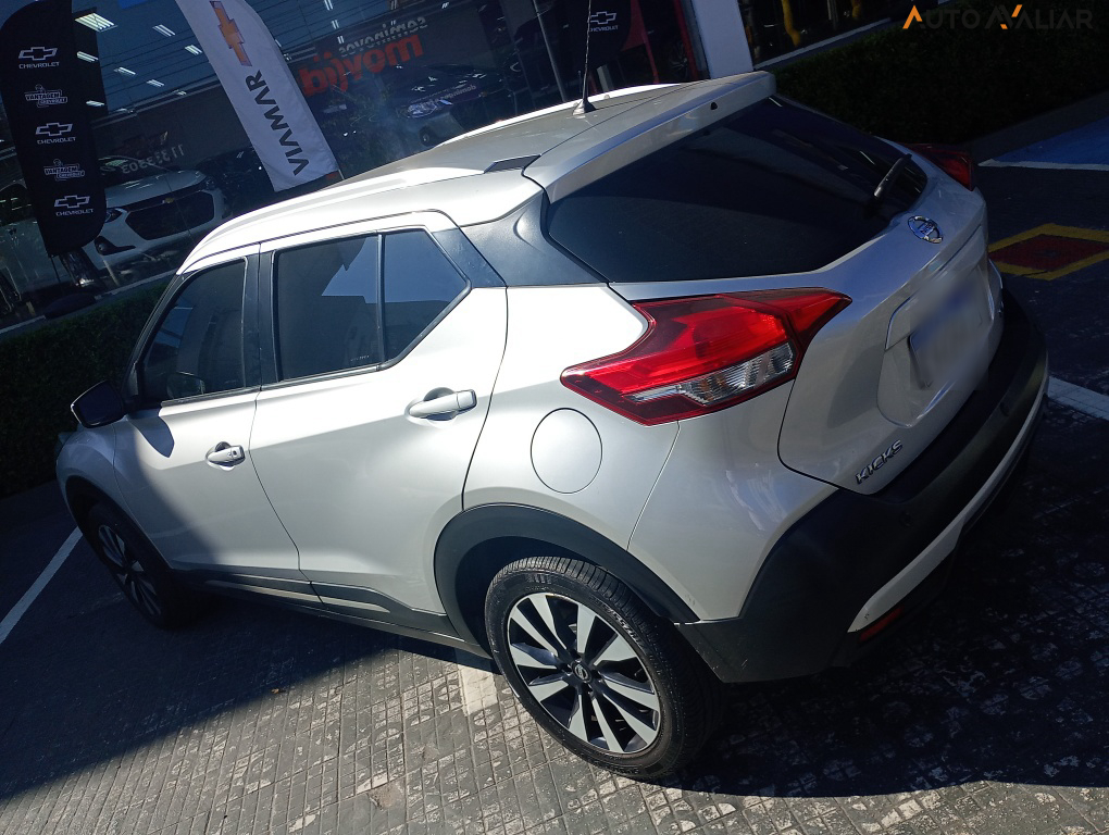 NISSAN KICKS 1.6 16V FLEXSTART SV 4P XTRONIC