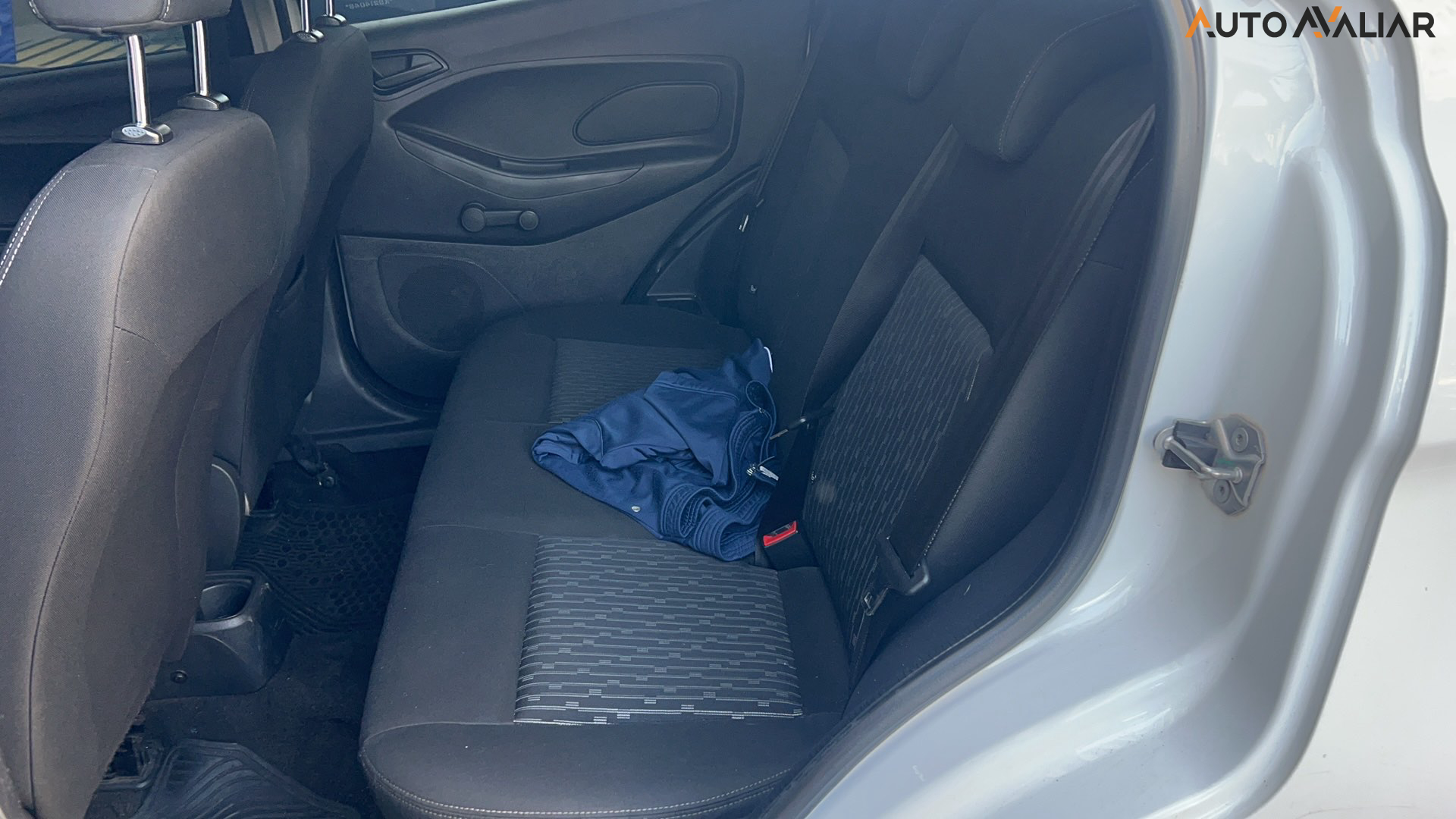 FORD KA 1.0 TI-VCT FLEX SE PLUS SEDAN MANUAL