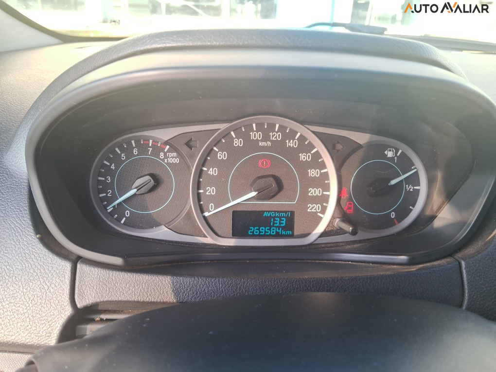 FORD KA 1.0 TI-VCT FLEX SE PLUS SEDAN MANUAL