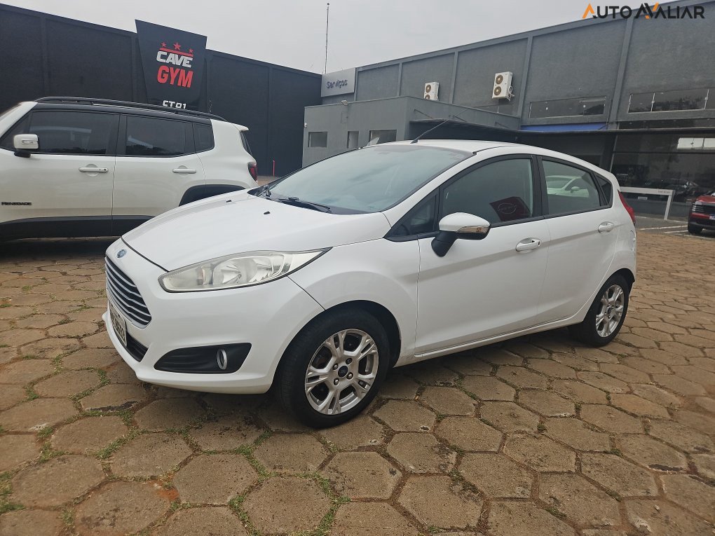 FORD FIESTA 1.6 SE HATCH 16V FLEX 4P POWERSHIFT
