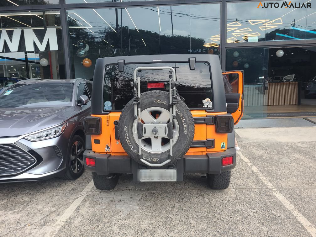 JEEP WRANGLER 3.6 UNLIMITED SPORT 4X4 V6 GASOLINA 4P AUTOMATICO