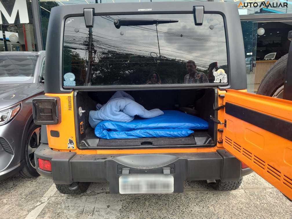 JEEP WRANGLER 3.6 UNLIMITED SPORT 4X4 V6 GASOLINA 4P AUTOMATICO