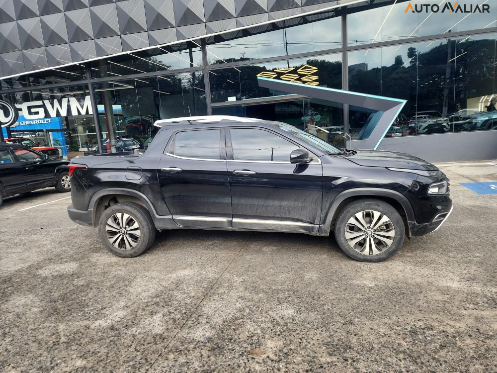 FIAT TORO 2.0 16V TURBO DIESEL VOLCANO 4WD AT9