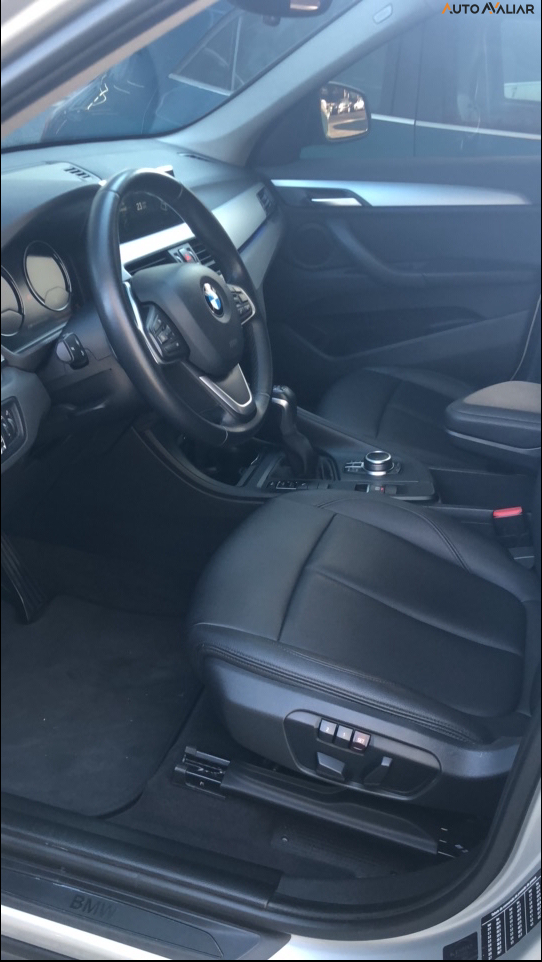 BMW X1 2.0 16V TURBO ACTIVEFLEX SDRIVE20I 4P AUTOMATICO