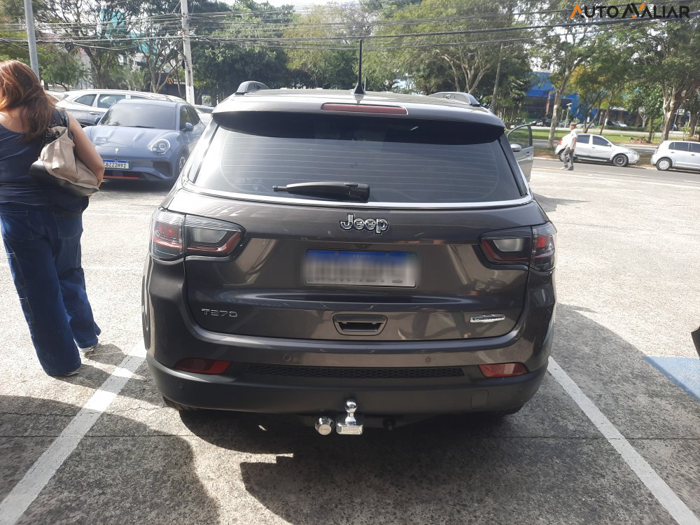 JEEP COMPASS 1.3 T270 TURBO FLEX LONGITUDE AT6