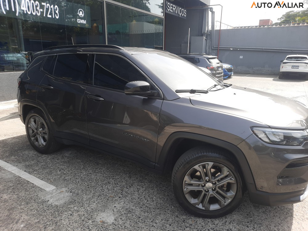 JEEP COMPASS 1.3 T270 TURBO FLEX LONGITUDE AT6