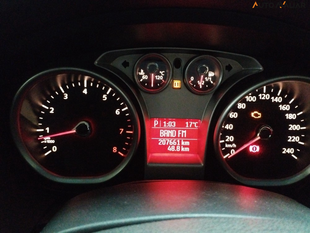FORD FOCUS 2.0 GLX SEDAN 16V GASOLINA 4P AUTOMATICO