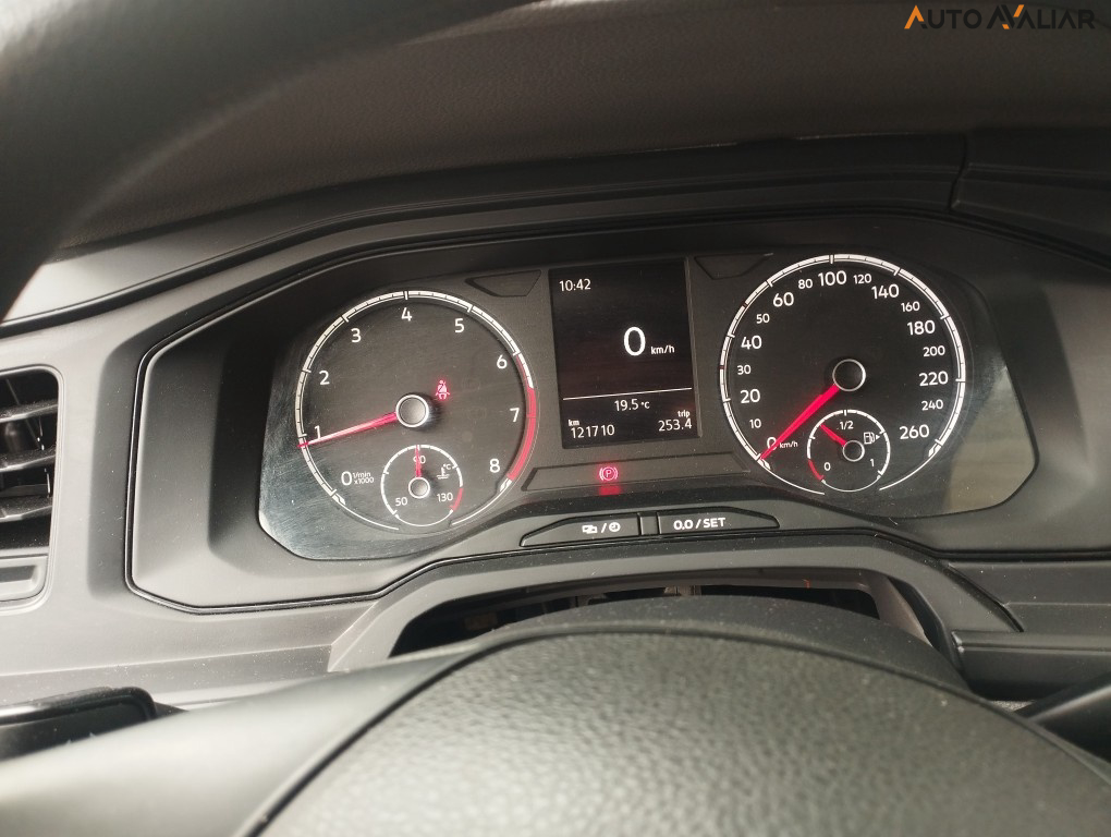 VOLKSWAGEN POLO 1.6 MSI TOTAL FLEX MANUAL