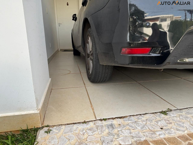 TOYOTA COROLLA 2.0 XEI 16V FLEX 4P AUTOMATICO