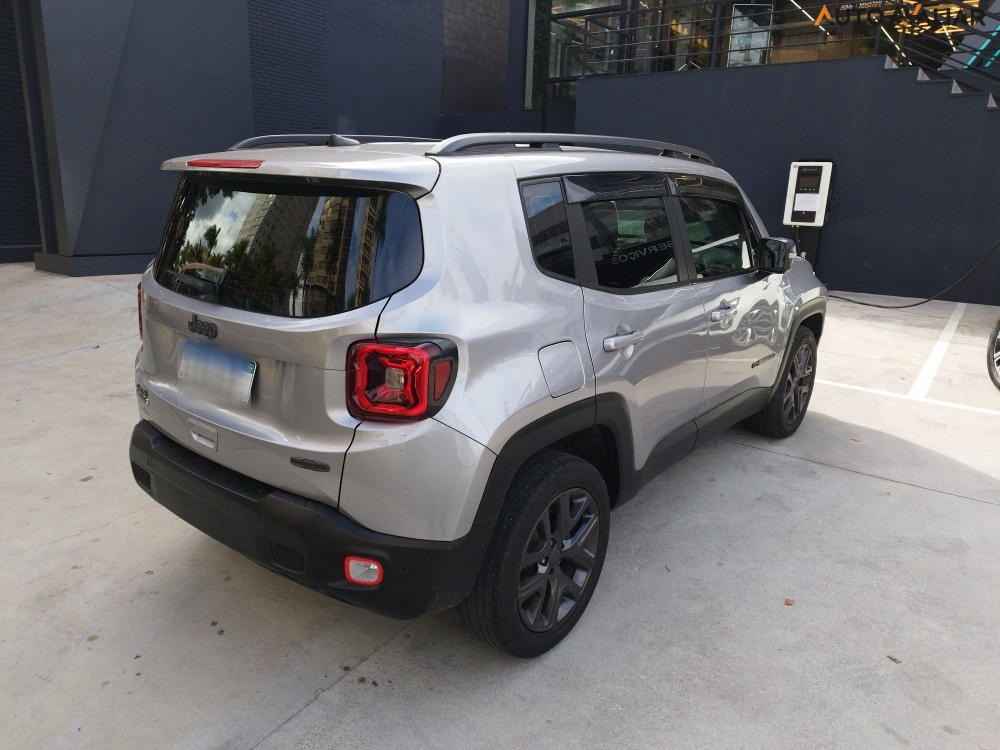 JEEP RENEGADE 2.0 16V TURBO DIESEL LONGITUDE 4P 4X4 AUTOMATICO