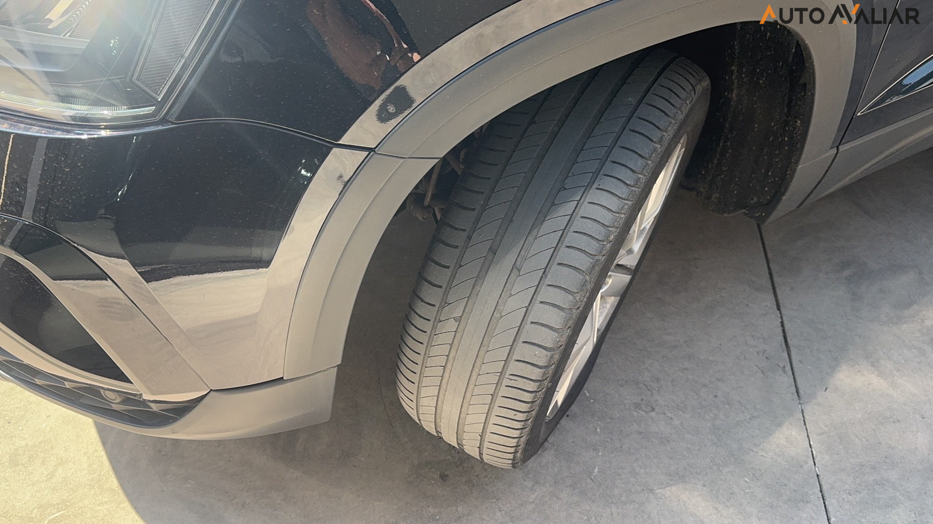 VOLKSWAGEN TAOS 1.4 250 TSI TOTAL FLEX COMFORTLINE AUTOMÁTICO