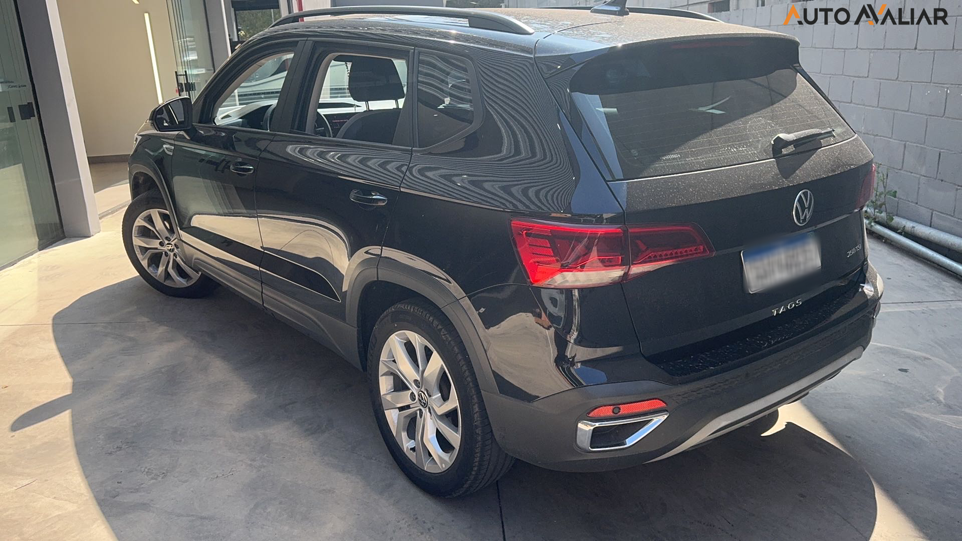 VOLKSWAGEN TAOS 1.4 250 TSI TOTAL FLEX COMFORTLINE AUTOMÁTICO