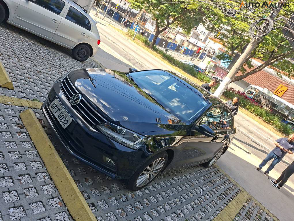 VOLKSWAGEN JETTA 1.4 16V TSI COMFORTLINE GASOLINA 4P TIPTRONIC