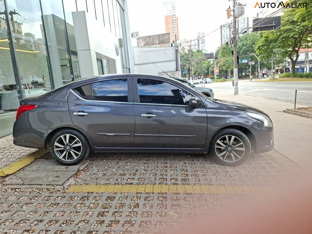 NISSAN VERSA 1.6 16V FLEXSTART SL 4P XTRONIC