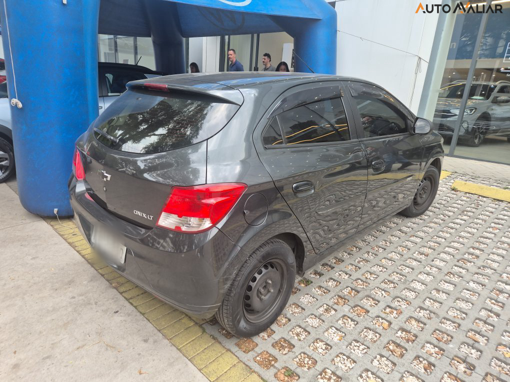 CHEVROLET ONIX 1.0 MPFI LT 8V FLEX 4P MANUAL
