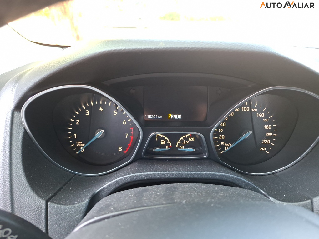 FORD FOCUS 2.0 TITANIUM 16V FLEX 4P POWERSHIFT