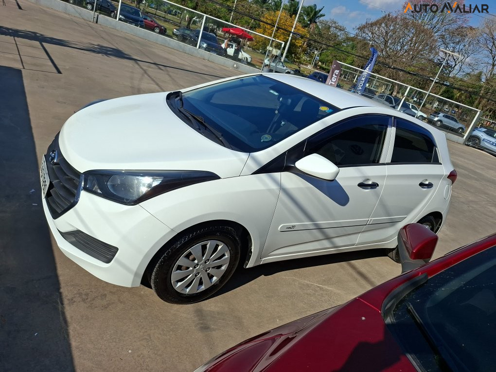 HYUNDAI HB20 1.0 COMFORT 12V FLEX 4P MANUAL